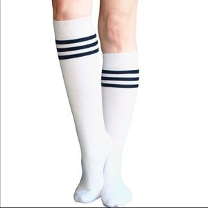 Zando White with Black Stripes Tube Socks