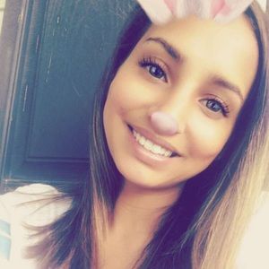 Meet your Posher, Alexandra