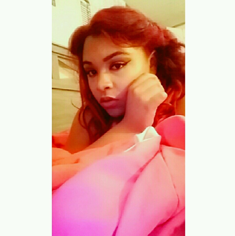 Meet your Posher, Alis