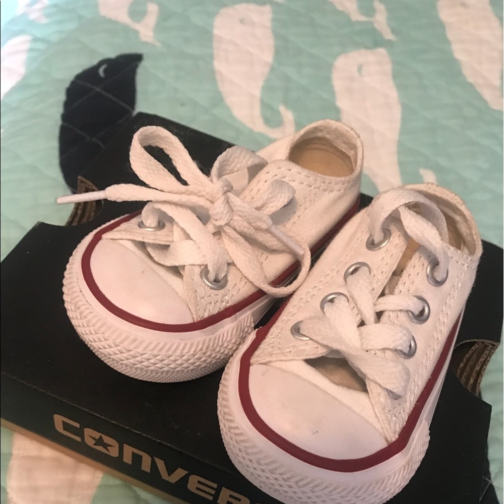 Baby converse size 2