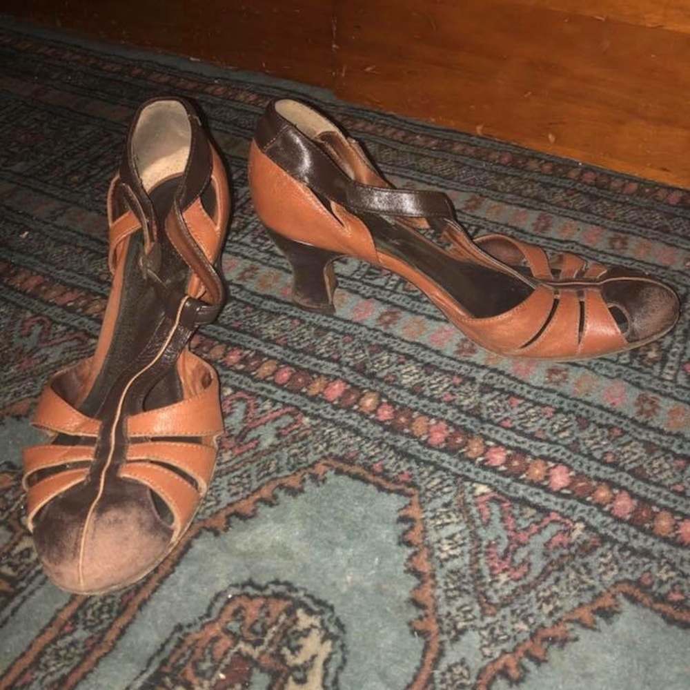 Remix Shoes - Dark & Light Brown - Leather bottoms