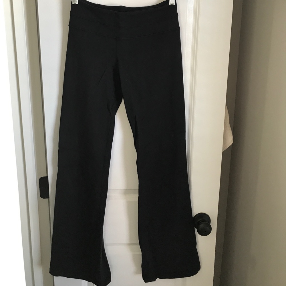 lululemon Black Groove Pants Sz 4