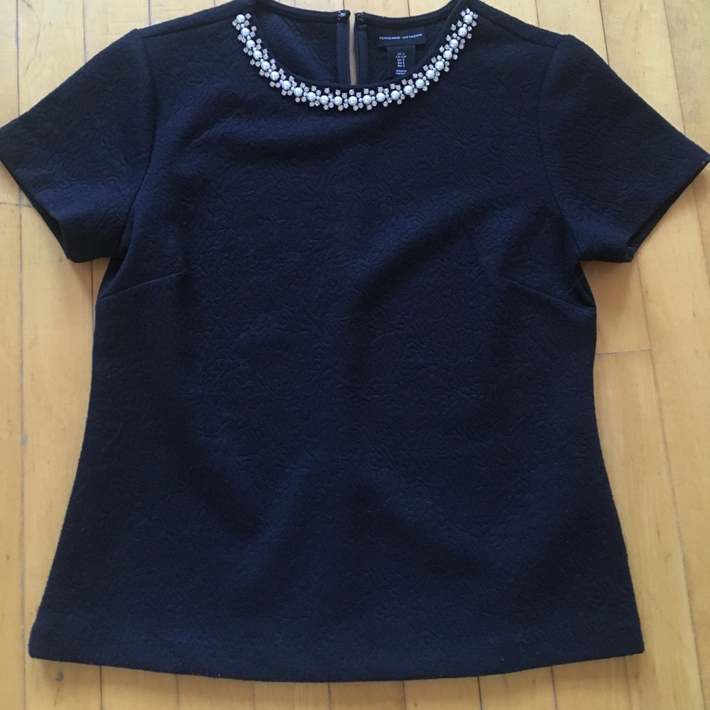 Black holiday top