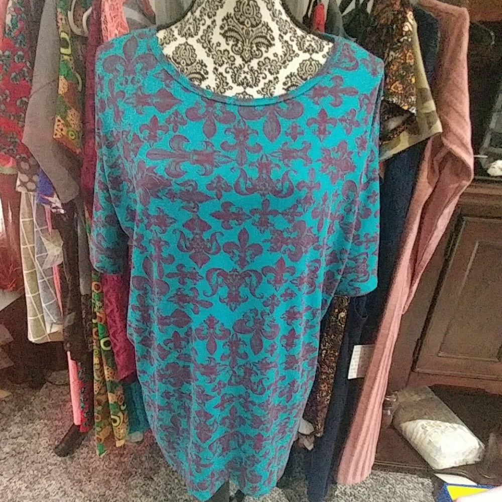 Small Irma Lularoe