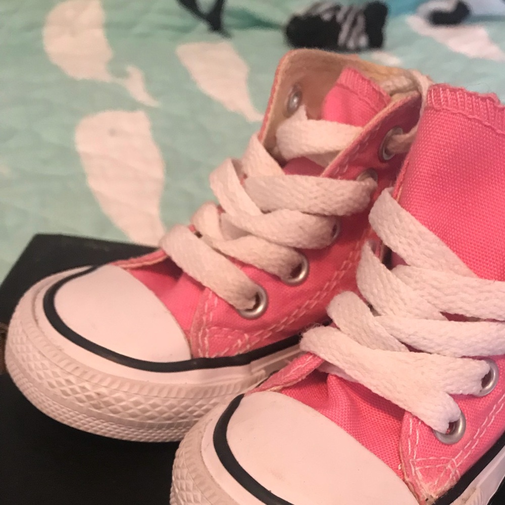 Pink converse size 2