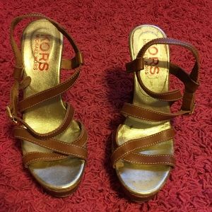 😻Michael Kor leather wedge sandals