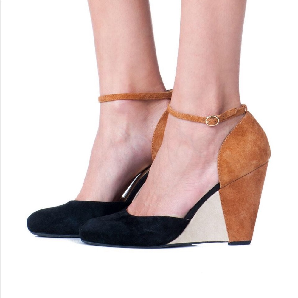 Seychelles Fight Fire With Fire Wedge Pump - 9