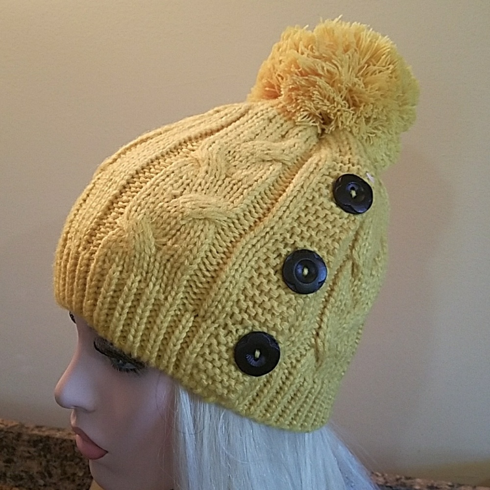Brand new without tags cable knit winter hat