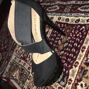 Liliana Mallory heel black