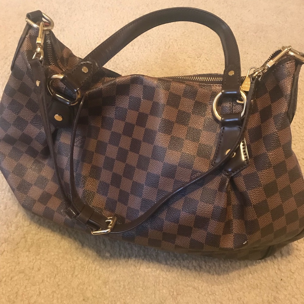 Amazing Louis Vuitton bag in mint condition!!
