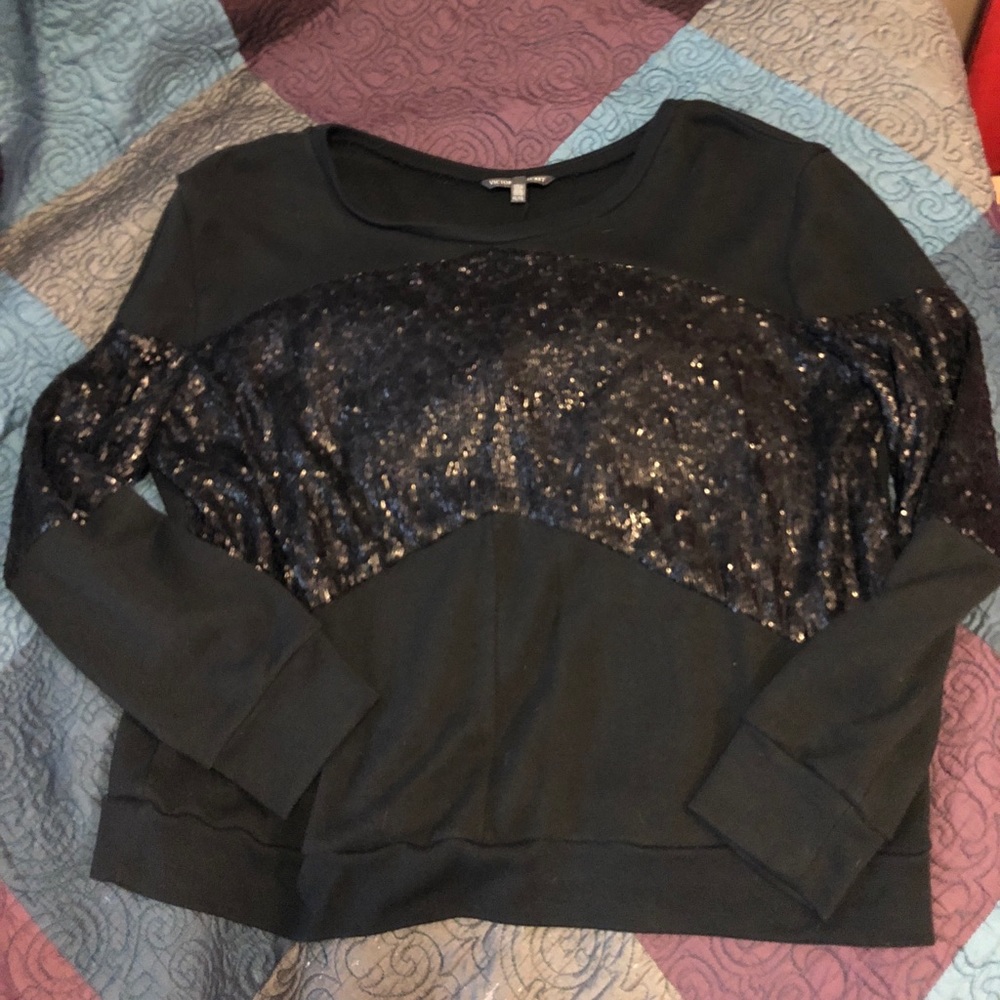 Victoria’s Secret Black XL Sequin Sweatshirt EUC