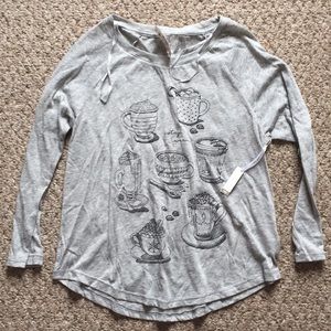 Live Love Dream sleep top..