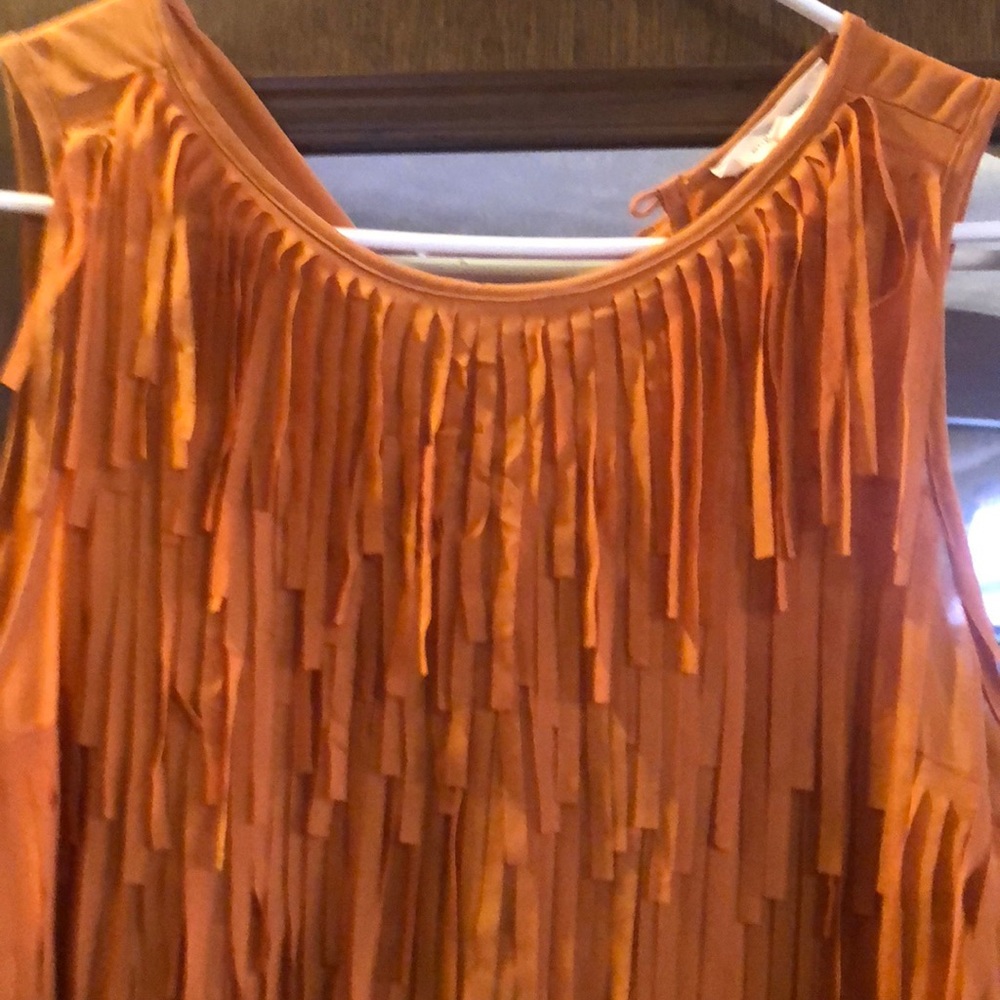 Sleeveless fringe blouse never worn - Picture 2 of 3
