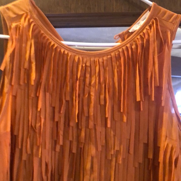 Sleeveless fringe blouse never worn - Picture 2 of 3