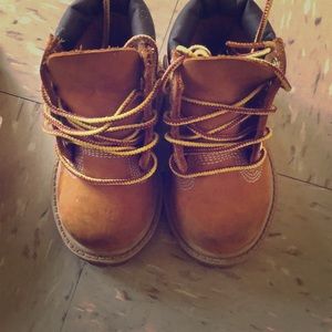 Toddler timberlands sz 4