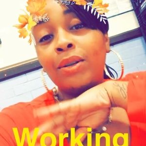 Meet your Posher, Chanelle