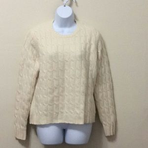 GAP cable knit sweater