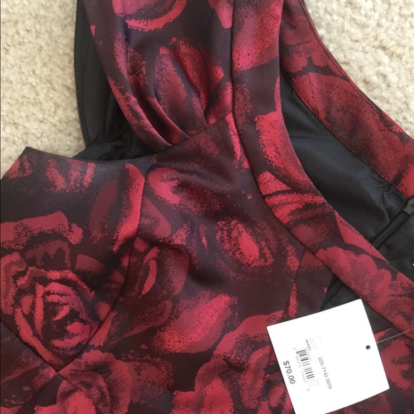 Liz Claiborne ROSES ROSES - Picture 7 of 7