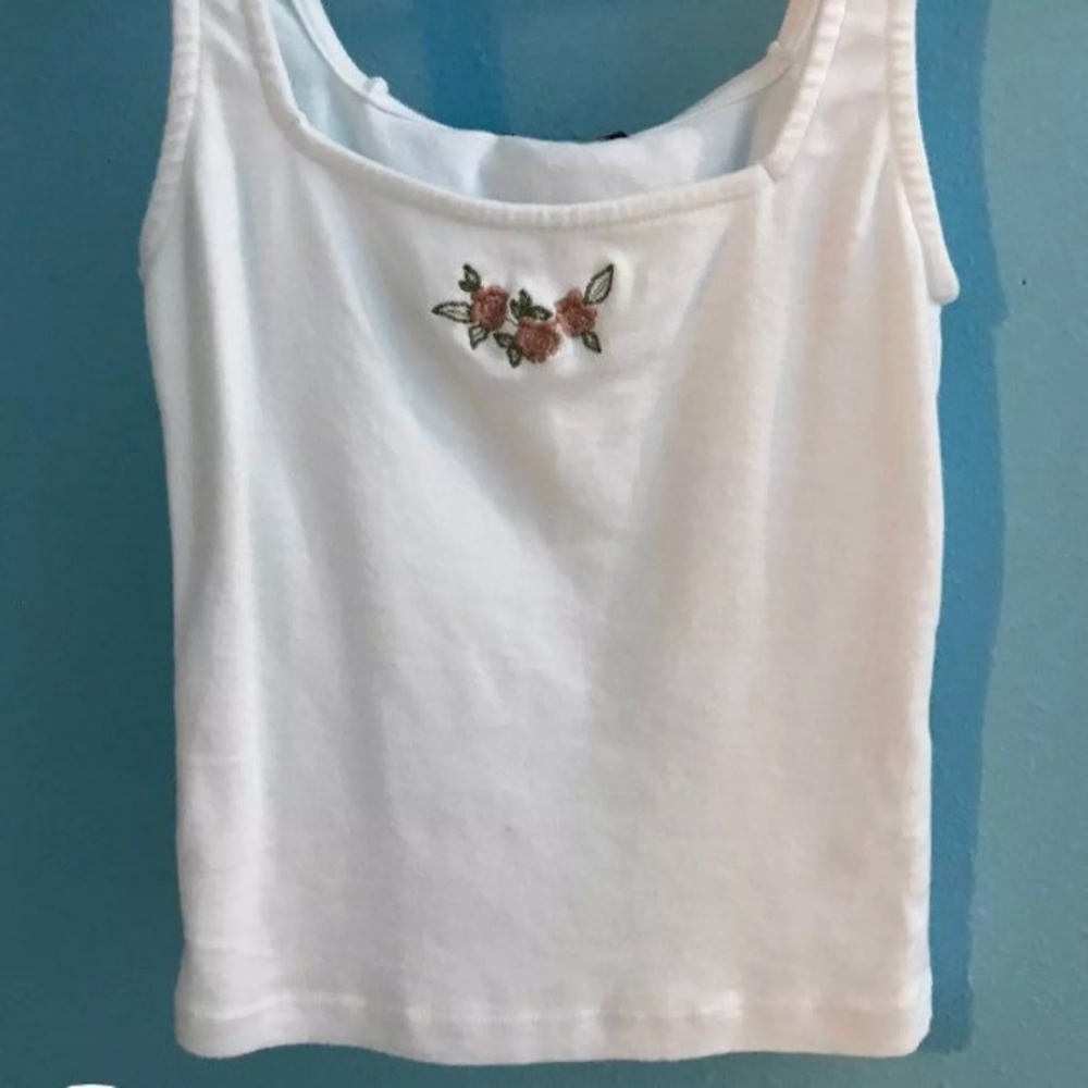 Brandy Melville flower embroidered tank