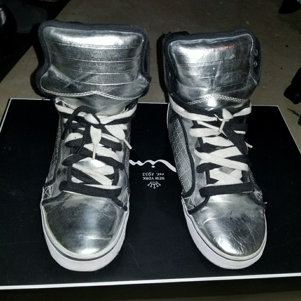 Steve Madden gym shoes