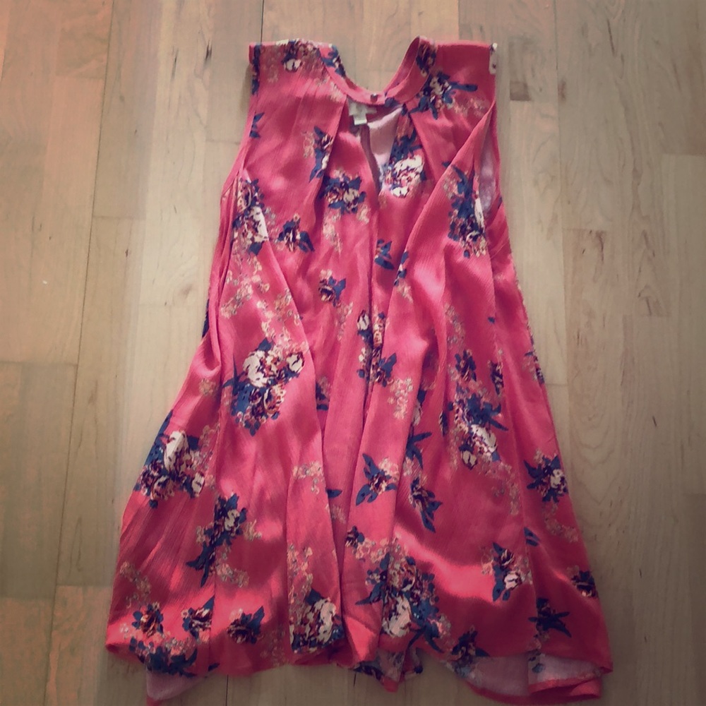 Charming Charlie sleeveless blouse