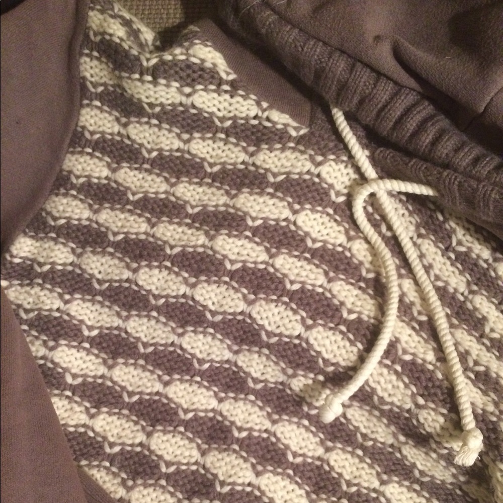 Sweater hoodie