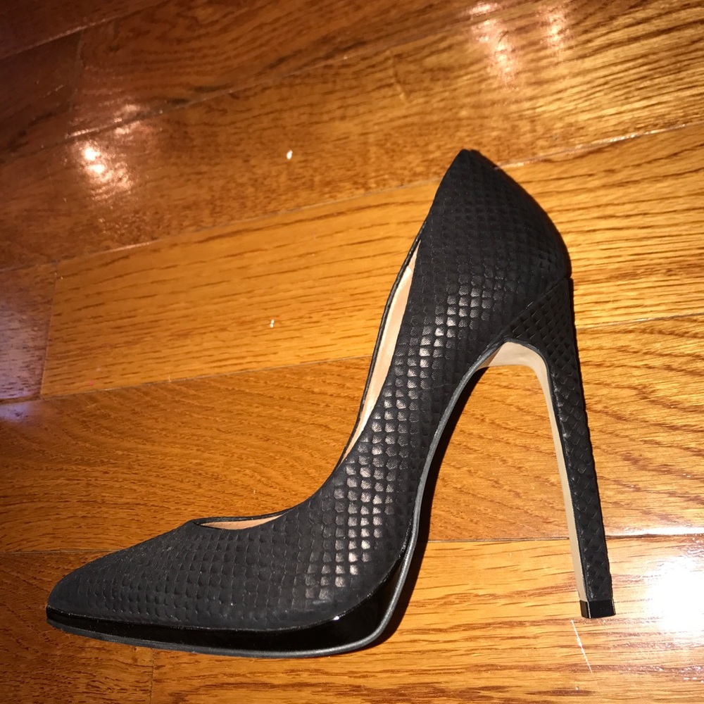 Black Aldo Pumps