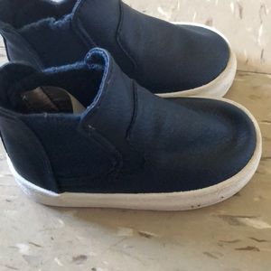 Toddler sneakers