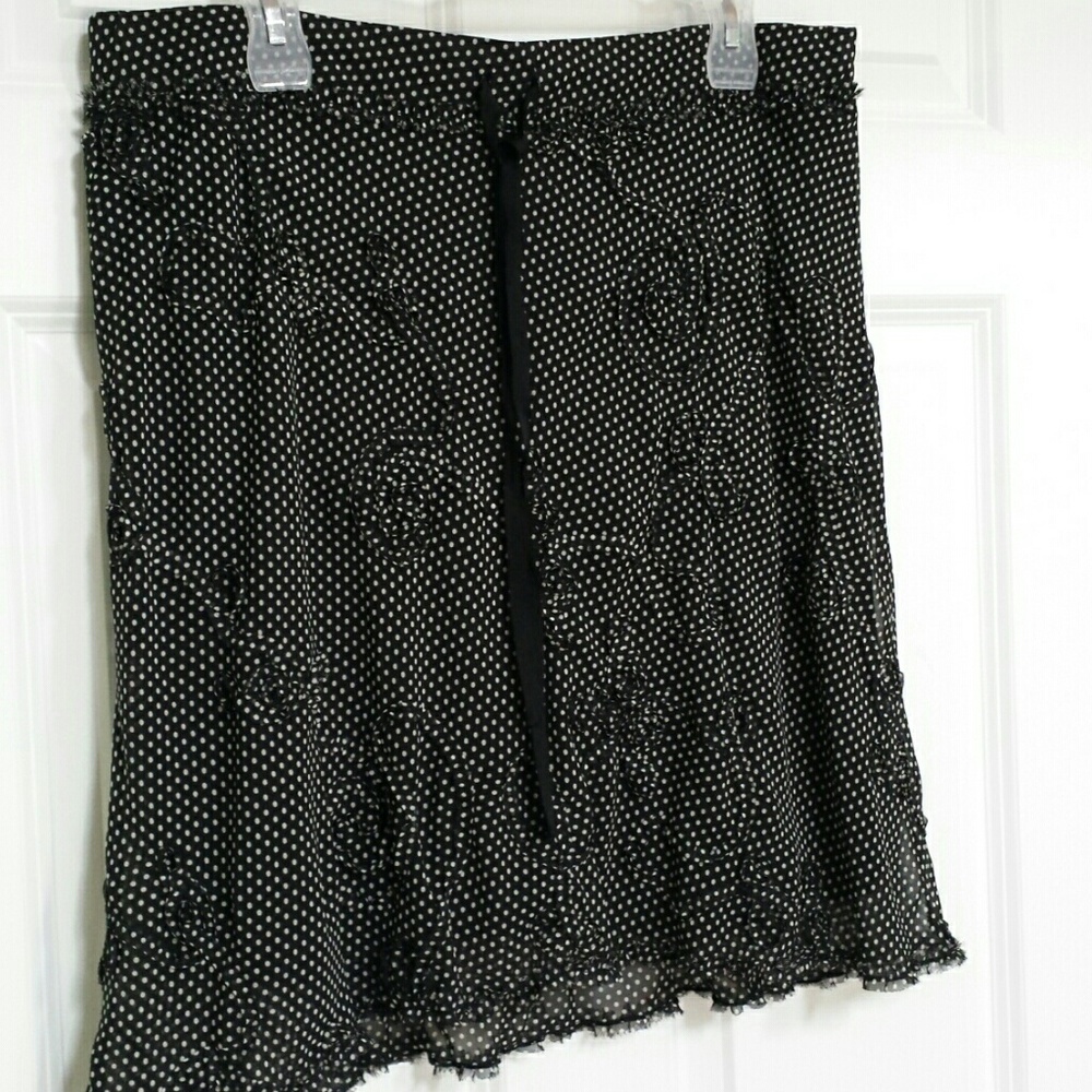 Polka dot lining skirt