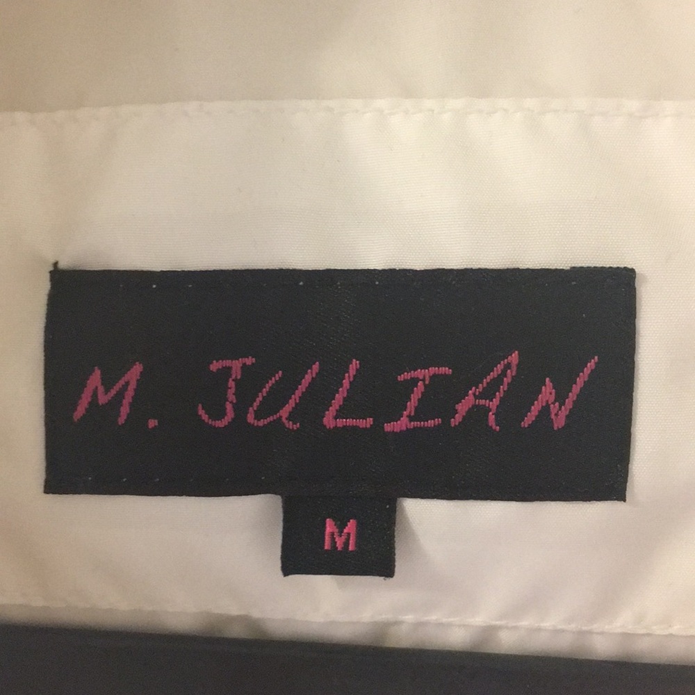 Vest - Picture 3 of 4
