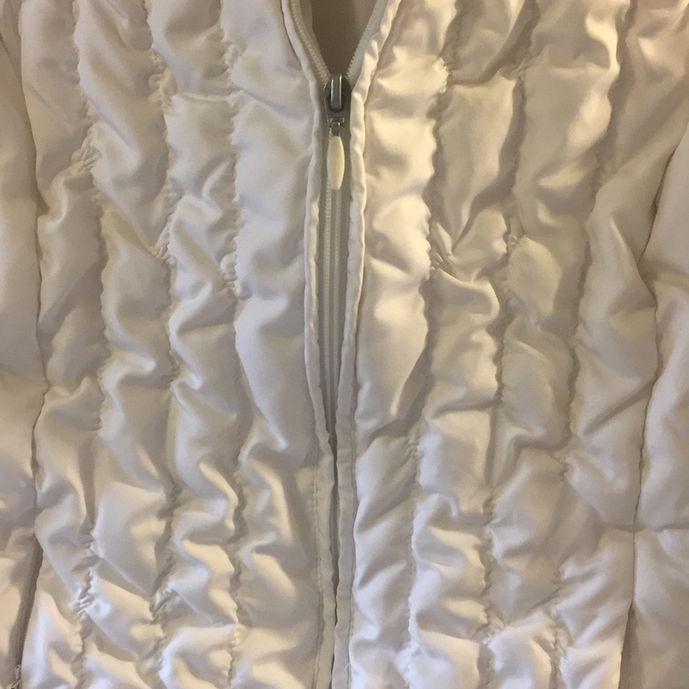 Vest - Picture 4 of 4
