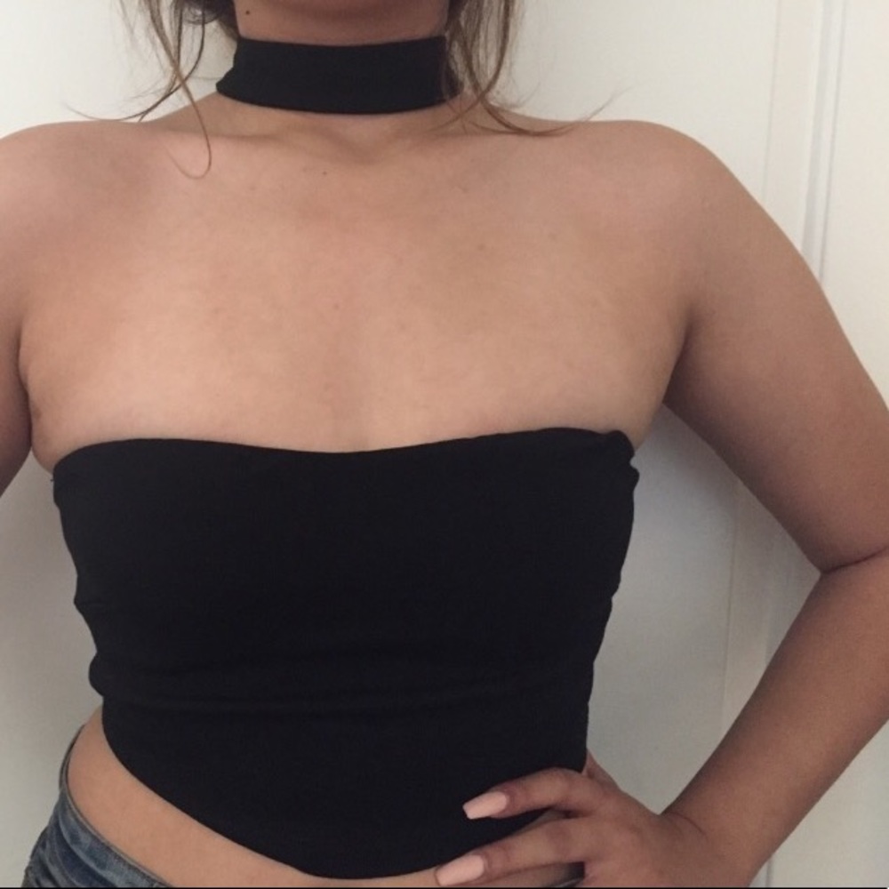 Black Choker Crop Top Sz M