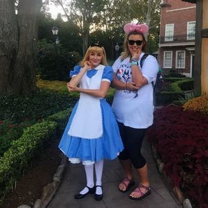 Meet your Posher, Caitlin