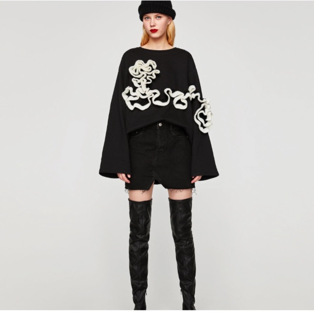 Zara Black Mini distressed Jean Skirt