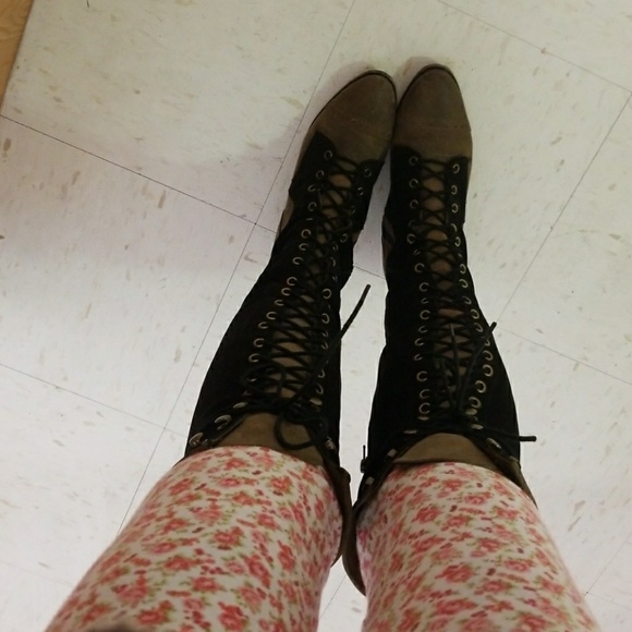 Free People Jeffrey Campbell Joe lace-up boot - Picture 6 of 8