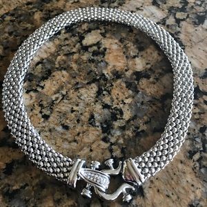 Fancy Silver like necklace with clasp