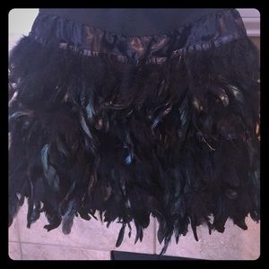 BLACK FEATHER SKIRT!!