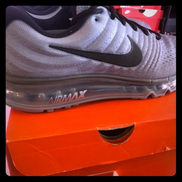 NEW Nike 2017 Air Max: Grey/Black, Sz 8.5 & 9,NWB! - Picture 4 of 8