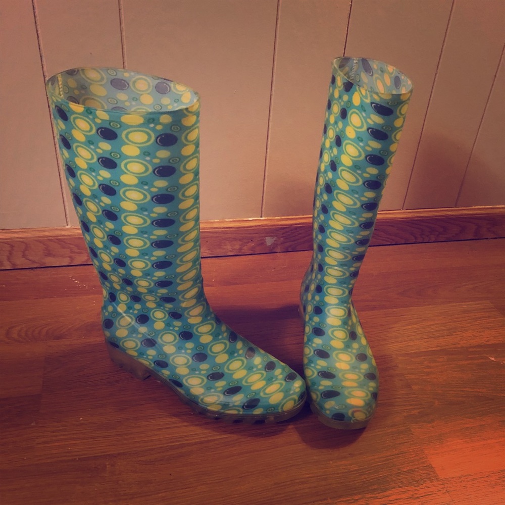 Rain boots
