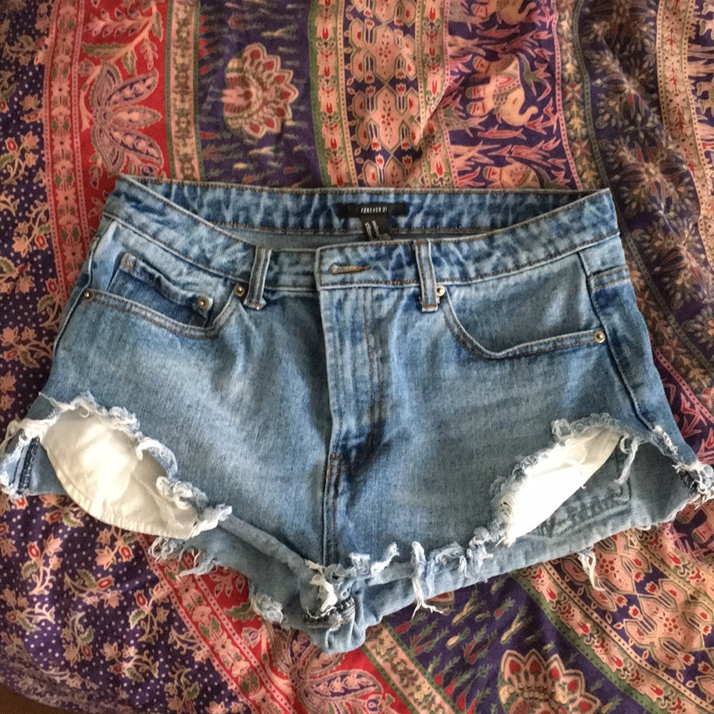 Cut off shorts