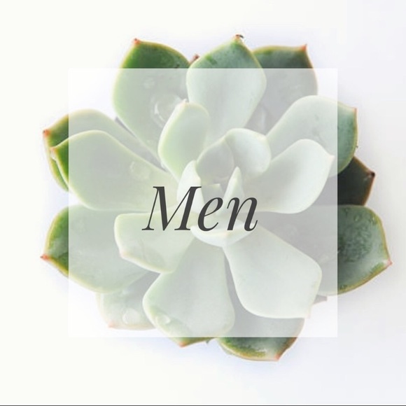 Men’s clothing and accessories - Picture 1 of 1