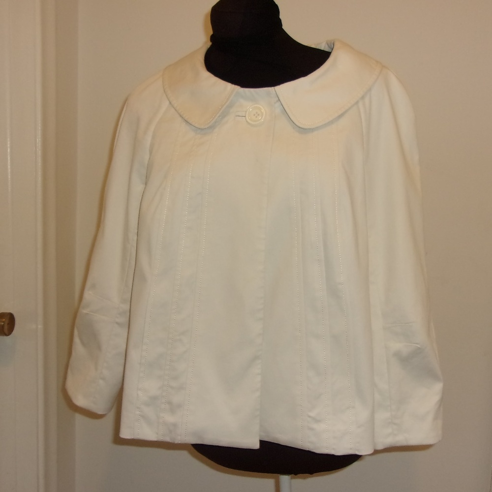 NWT CYNTHIA STEFFE BEIGE BOLERO JACKET SIZE 6