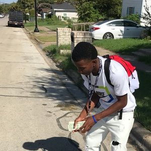 Meet your Posher, Cameron