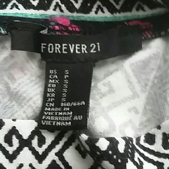 4/ 20 Forever 21  skirt - Picture 2 of 2