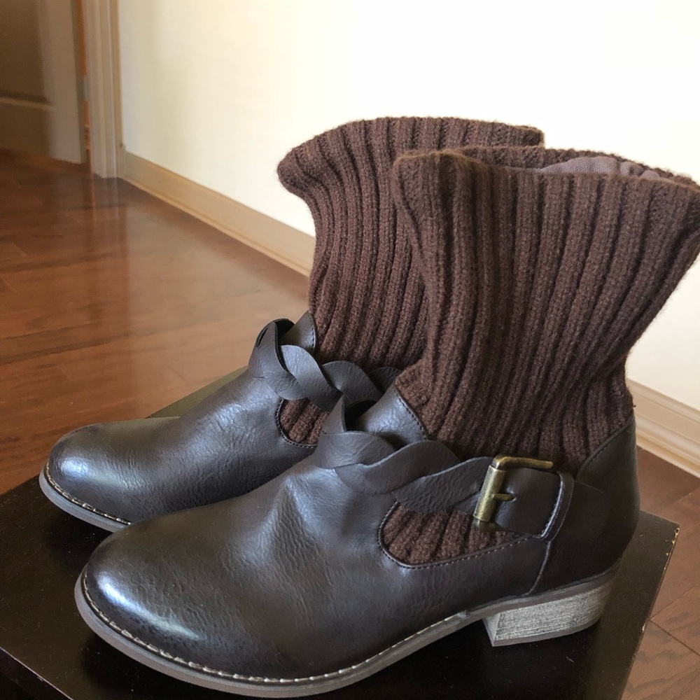 Modern Rush brown booties boots.