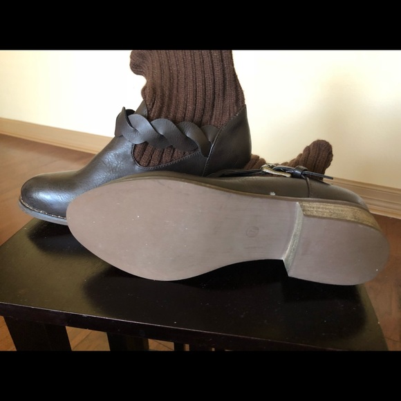 Modern Rush brown booties boots. - Picture 2 of 3