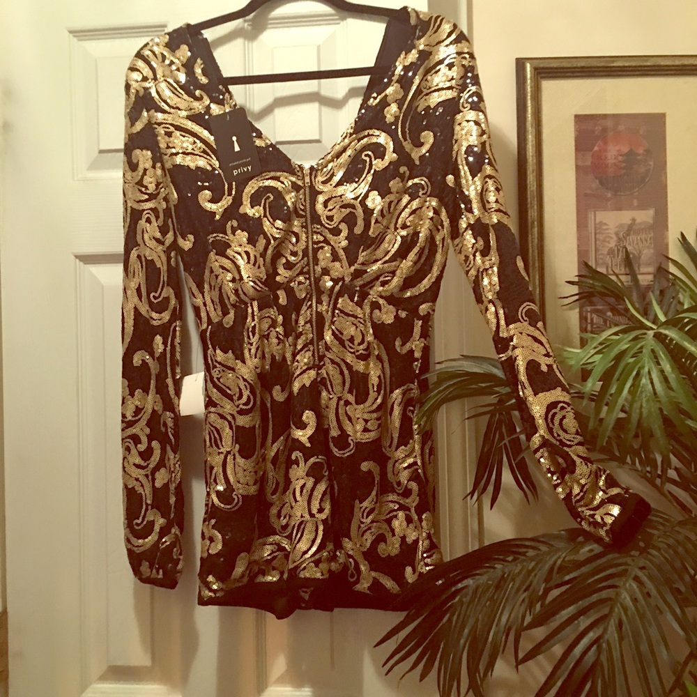 Sequin patterned romper✨✨✨