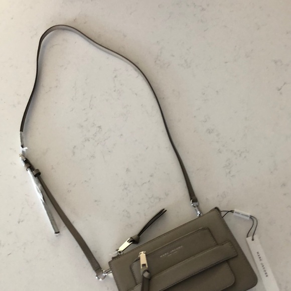 Marc Jacobs Crossbody Clutch in Cement - Picture 3 of 5