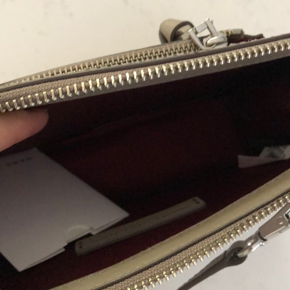 Marc Jacobs Crossbody Clutch in Cement - Picture 4 of 5