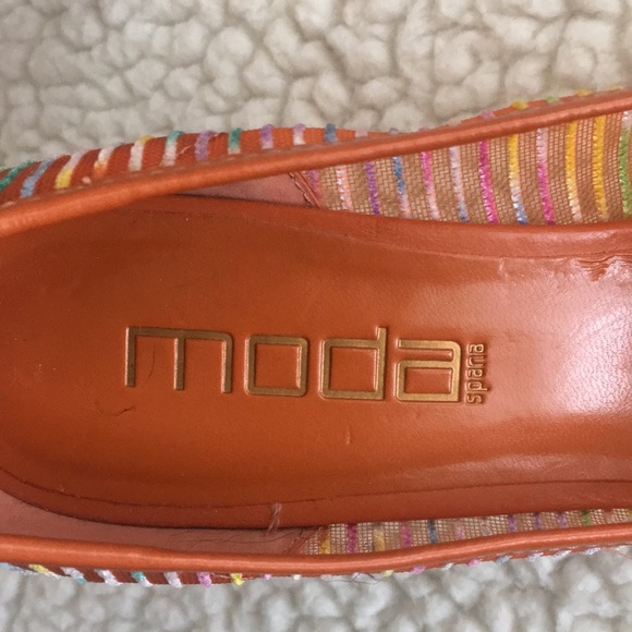 Ladies Sz 7 peep-toe wedges, orange/multi EUC - Picture 4 of 6
